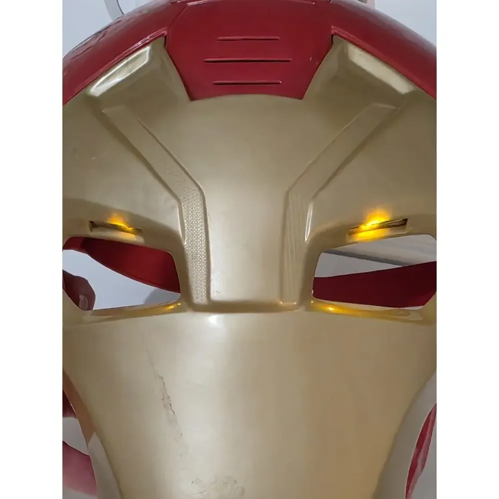 Marvel 2016 Ironman Mask Sounds Talking